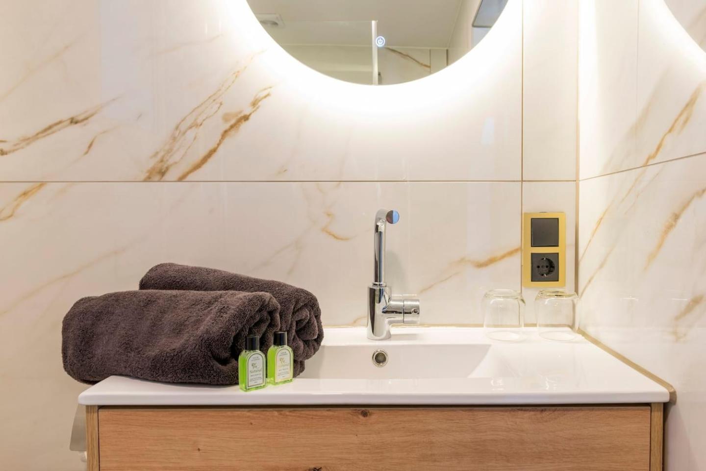 Lovely Suite Newly Renovated Tilburg Exteriör bild
